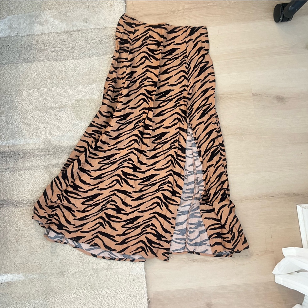 Reformation skirt